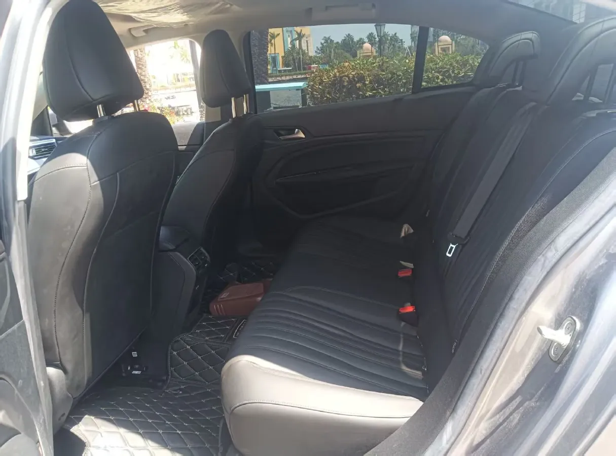 2022 Peugeot 408 1.6T 170HP L4 6AT,autocango,china used car exporter,china ev exporter,chinese used car exporter,chinese used ev exporter