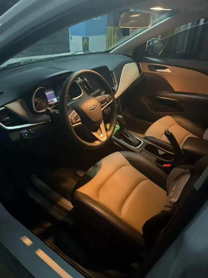 2022 Chevrolet Monza 1.5L 113HP L4 6AT,autocango,china used car exporter,china ev exporter,chinese used car exporter,chinese used ev exporter