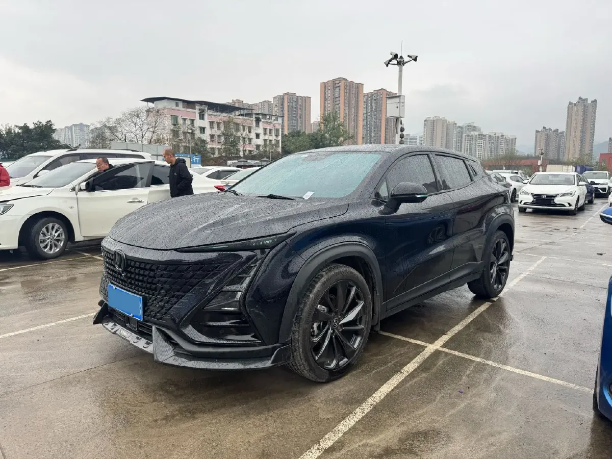 2020 ChangAn UNI-T 1.5T 180HP L4 7DCT,autocango,china used car exporter,china ev exporter,chinese used car exporter,chinese used ev exporter