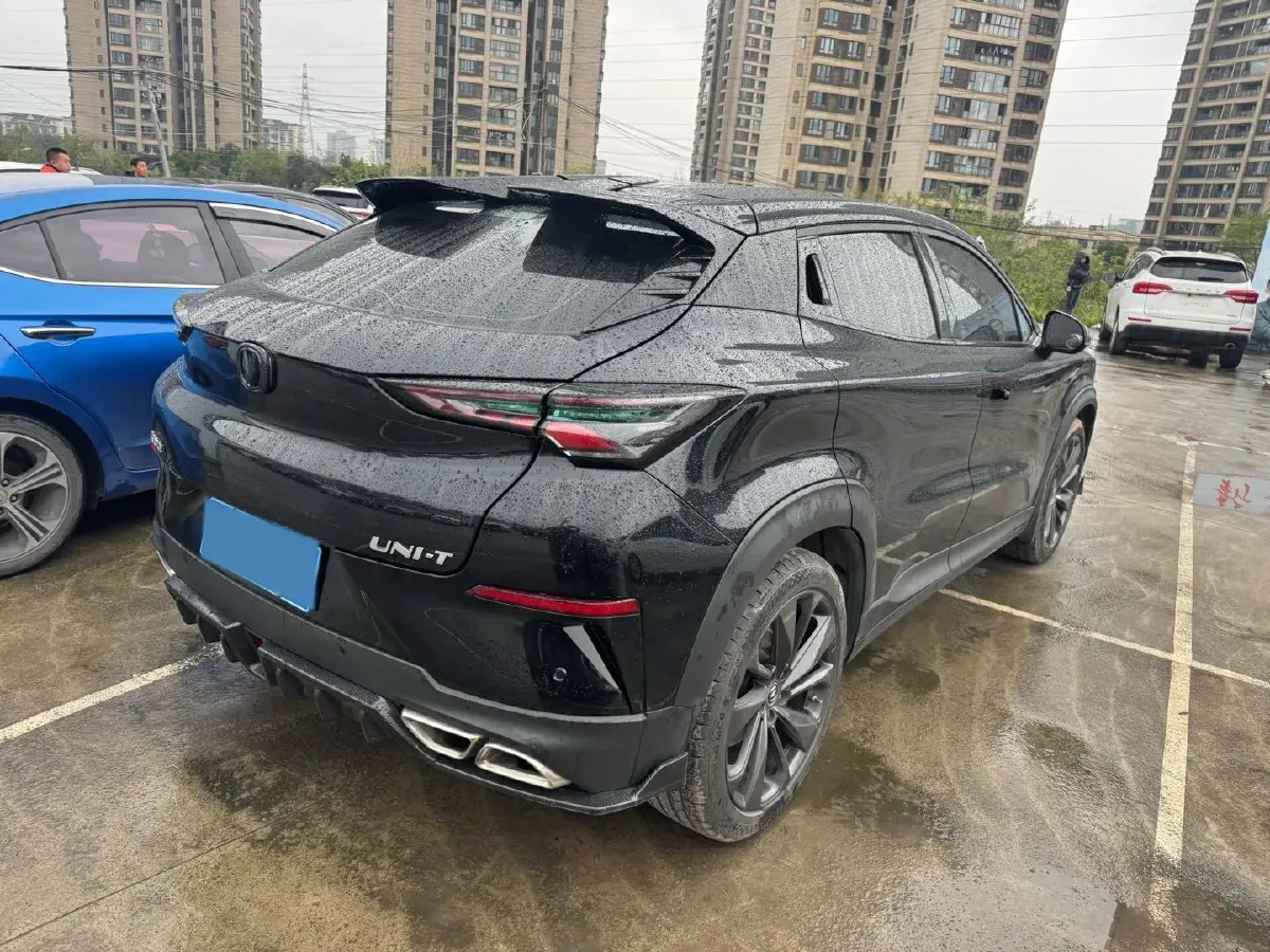 2020 ChangAn UNI-T 1.5T 180HP L4 7DCT,autocango,china used car exporter,china ev exporter,chinese used car exporter,chinese used ev exporter