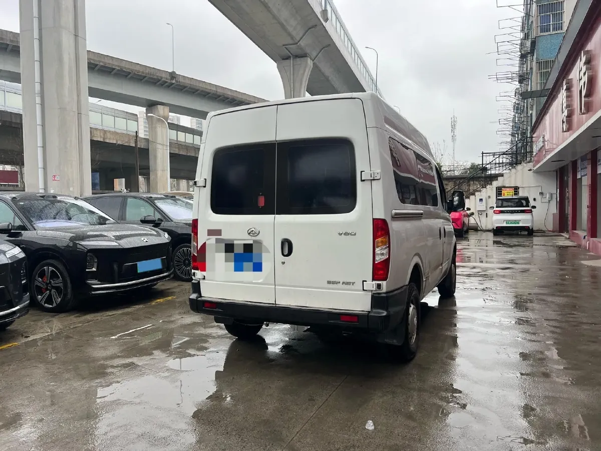 2020 MAXUS XinTu V80 2.5T 136HP L4 6MT,autocango,china used car exporter,china ev exporter,chinese used car exporter,chinese used ev exporter