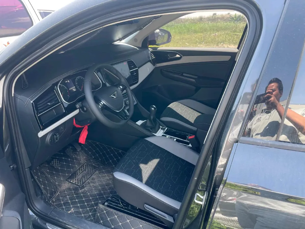 2024 Jetta VS5 1.4T 150HP L4 5MT,autocango,china used car exporter,china ev exporter,chinese used car exporter,chinese used ev exporter