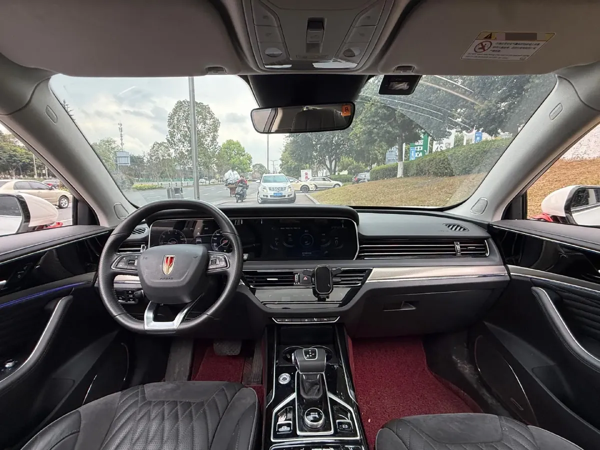 2022 HongQi HS5 2.0T 224HP L4 6AT,autocango,china used car exporter,china ev exporter,chinese used car exporter,chinese used ev exporter