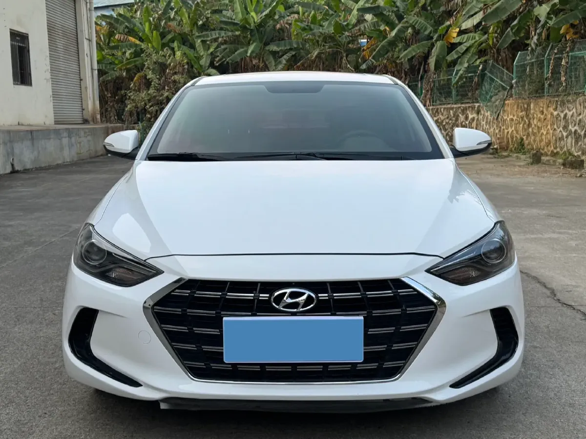 2020 Hyundai Elantra 1.5L 115HP L4 CVT,autocango,china used car exporter,china ev exporter,chinese used car exporter,chinese used ev exporter