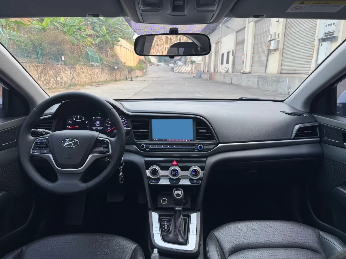 2020 Hyundai Elantra 1.5L 115HP L4 CVT,autocango,china used car exporter,china ev exporter,chinese used car exporter,chinese used ev exporter