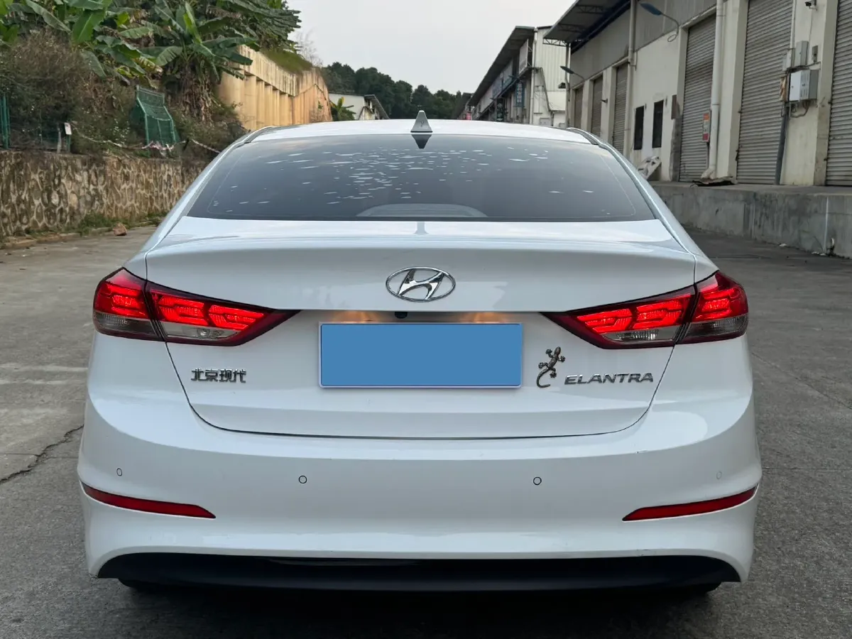 2020 Hyundai Elantra 1.5L 115HP L4 CVT,autocango,china used car exporter,china ev exporter,chinese used car exporter,chinese used ev exporter