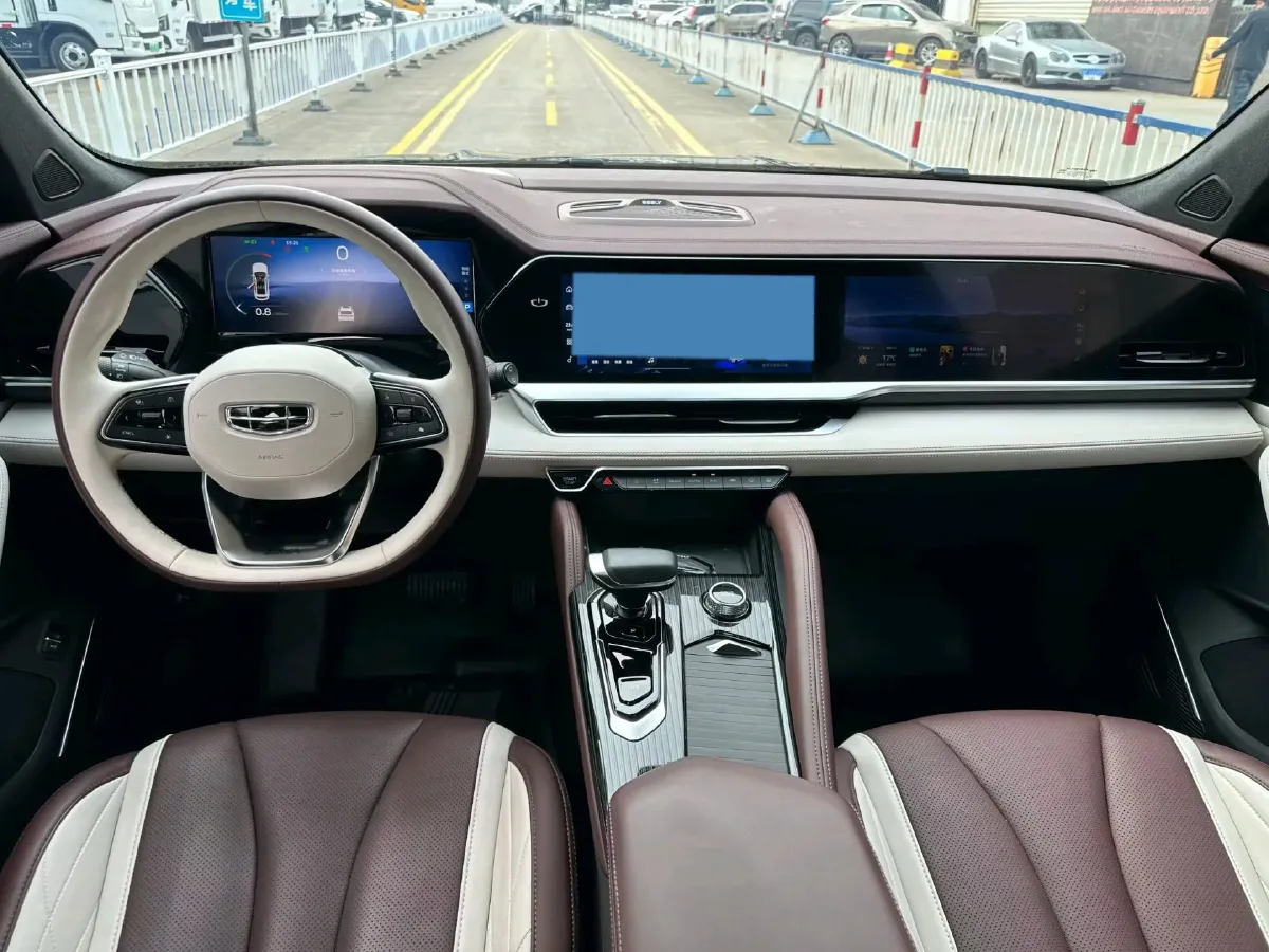 2021 Geely Monjaro 2.0T 218HP L4 7DCT,autocango,china used car exporter,china ev exporter,chinese used car exporter,chinese used ev exporter