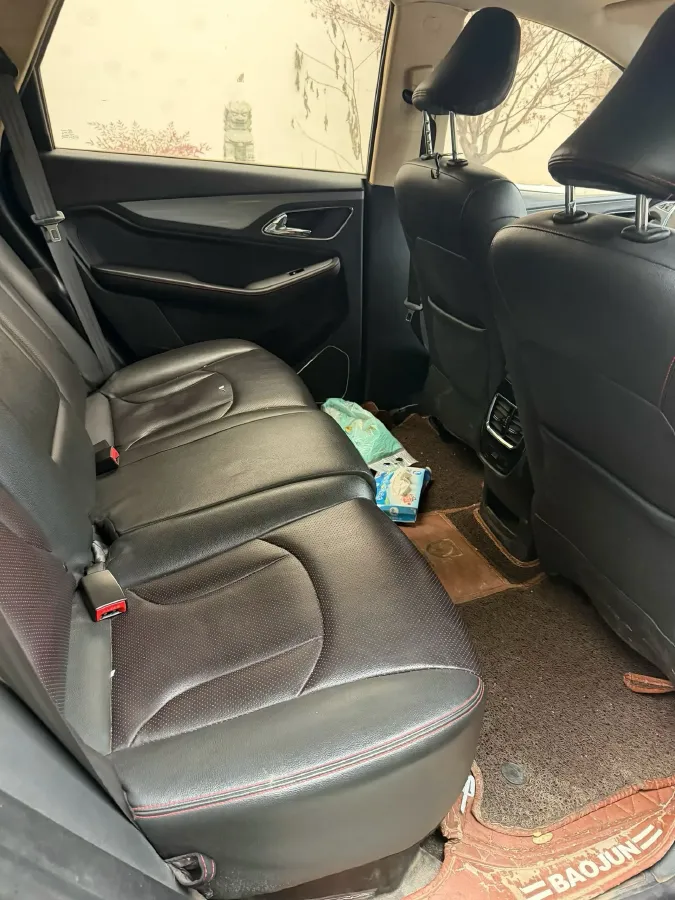 2016 BaoJun 560 1.5T 150HP L4 6MT,autocango,china used car exporter,china ev exporter,chinese used car exporter,chinese used ev exporter