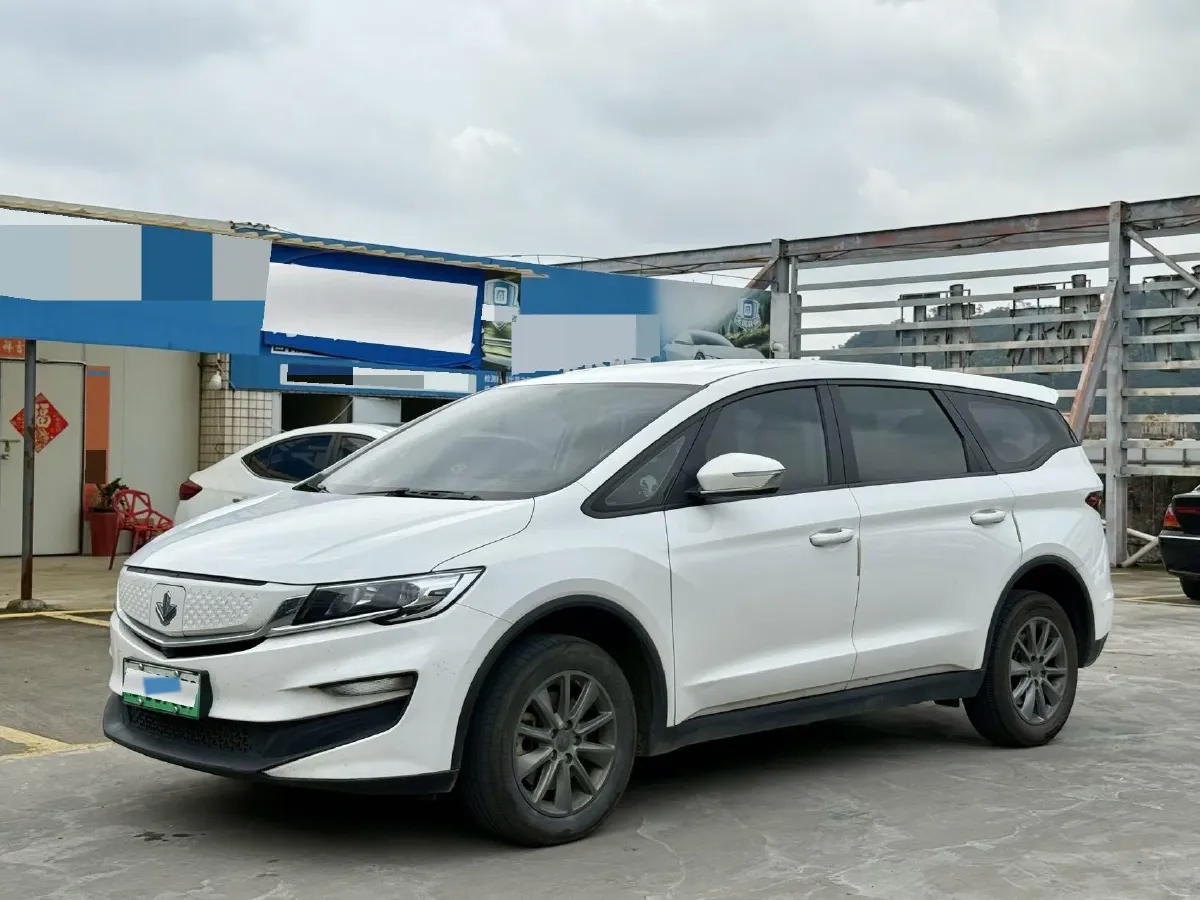 2021 Livan Maple 80v BEV 53KWH,autocango,china used car exporter,china ev exporter,chinese used car exporter,chinese used ev exporter