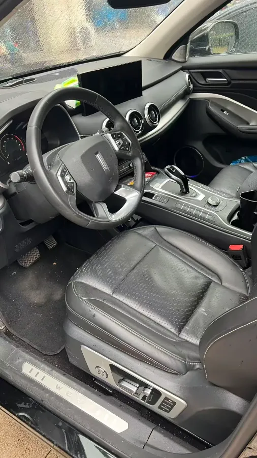 2021 WEY VV6 2.0T 227HP L4 7DCT,autocango,china used car exporter,china ev exporter,chinese used car exporter,chinese used ev exporter