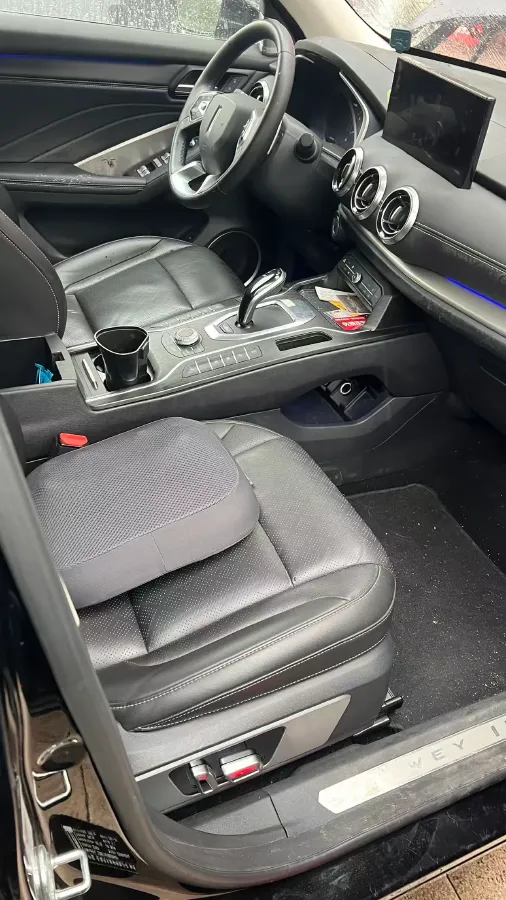 2021 WEY VV6 2.0T 227HP L4 7DCT,autocango,china used car exporter,china ev exporter,chinese used car exporter,chinese used ev exporter