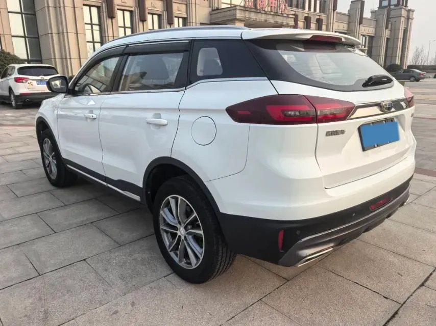 2016 Geely Azkarra 2.0L 141HP L4 6MT,autocango,china used car exporter,china ev exporter,chinese used car exporter,chinese used ev exporter
