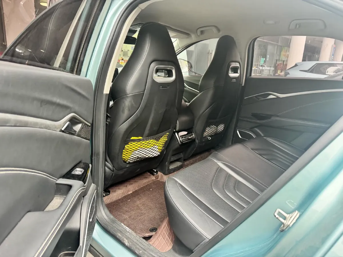 2022 Roewe RX5 MAX 1.5T 181HP L4 6AT,autocango,china used car exporter,china ev exporter,chinese used car exporter,chinese used ev exporter