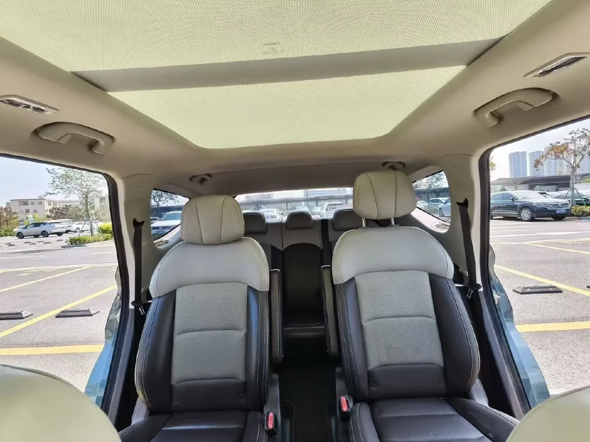 2019 Geely JiaJi 1.5T 177HP L3 7DCT,autocango,china used car exporter,china ev exporter,chinese used car exporter,chinese used ev exporter