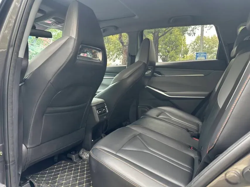 2023 ChangAn CS75 Plus 1.5T 188HP L4 8AT,autocango,china used car exporter,china ev exporter,chinese used car exporter,chinese used ev exporter