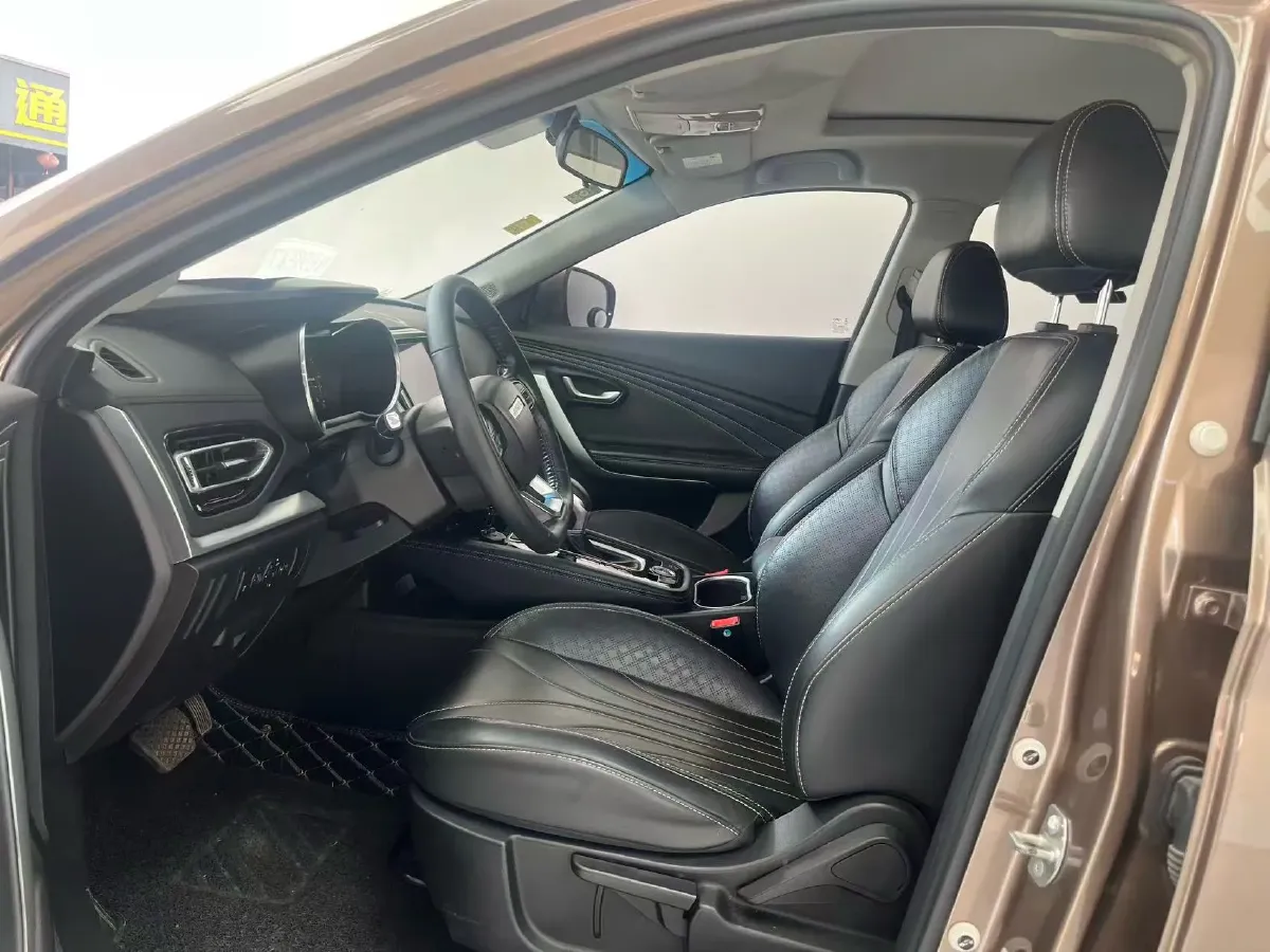 2018 Jetour X70 1.5T 147HP L4 8AT,autocango,china used car exporter,china ev exporter,chinese used car exporter,chinese used ev exporter