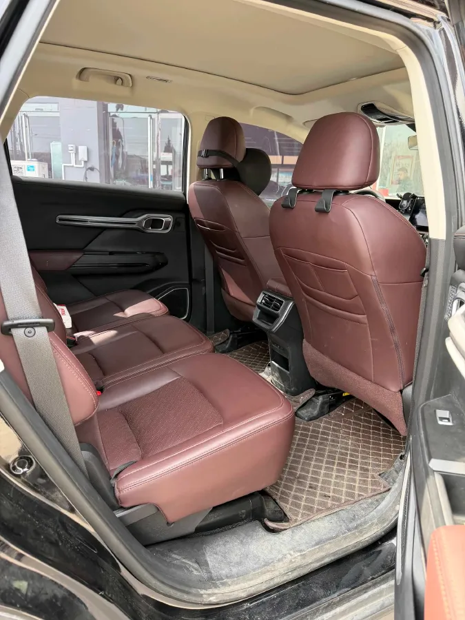 2022 Geely Okavango 1.8T 184HP L4 7DCT,autocango,china used car exporter,china ev exporter,chinese used car exporter,chinese used ev exporter