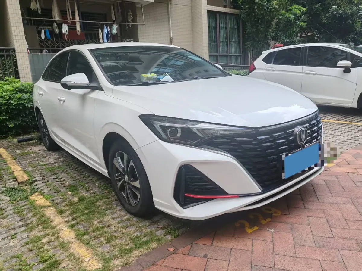 2023 ChangAn Eado 1.4T 160HP L4 7DCT,autocango,china used car exporter,china ev exporter,chinese used car exporter,chinese used ev exporter