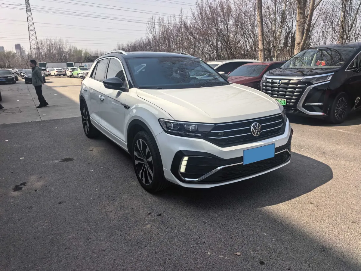 2021 Volkswagen T-Roc 1.4T 150HP L4 7DCT,autocango,china used car exporter,china ev exporter,chinese used car exporter,chinese used ev exporter