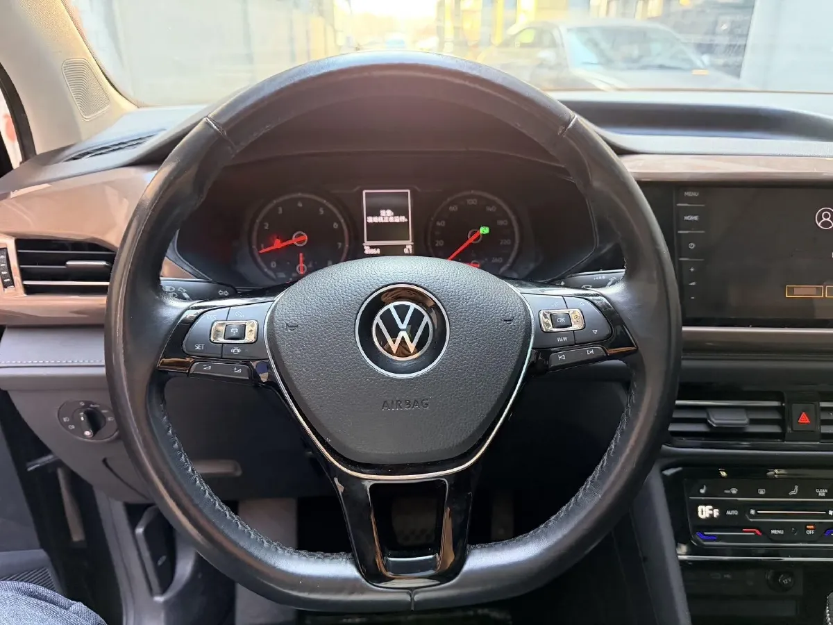 2021 Volkswagen Tharu 1.4T 150HP L4 7DCT,autocango,china used car exporter,china ev exporter,chinese used car exporter,chinese used ev exporter