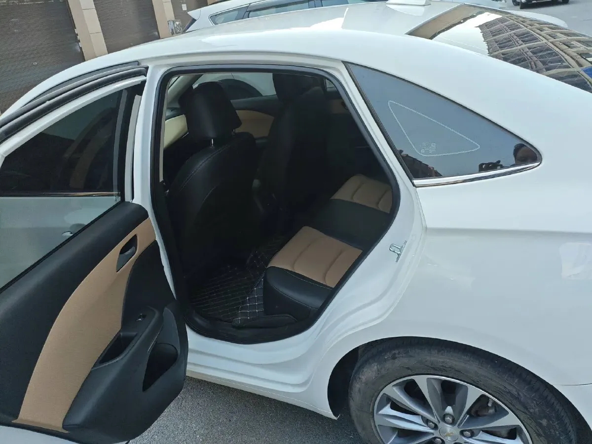 2022 Chevrolet Monza 1.5L 113HP L4 6AT,autocango,china used car exporter,china ev exporter,chinese used car exporter,chinese used ev exporter