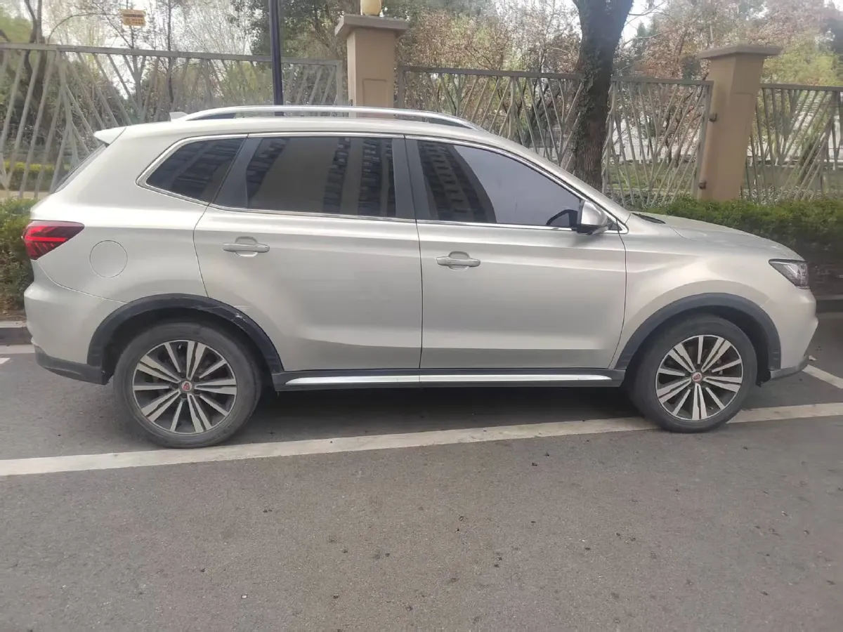 2017 Roewe RX5 1.5T 169HP L4 2AT PHEV 12KWH,autocango,china used car exporter,china ev exporter,chinese used car exporter,chinese used ev exporter