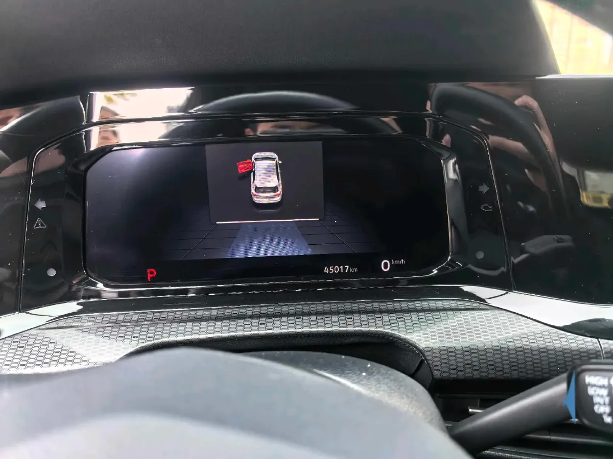 2023 Volkswagen GolfGTI 2.0T 220HP L4 7DCT,autocango,china used car exporter,china ev exporter,chinese used car exporter,chinese used ev exporter