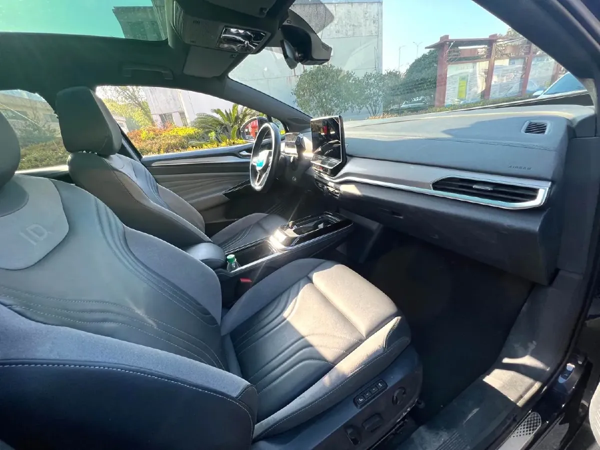 2022 Volkswagen ID.4 Crozz BEV 84.8KWH,autocango,china used car exporter,china ev exporter,chinese used car exporter,chinese used ev exporter