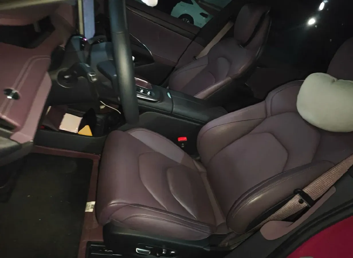 2024 MI SU7 BEV 101KWH,autocango,china used car exporter,china ev exporter,chinese used car exporter,chinese used ev exporter