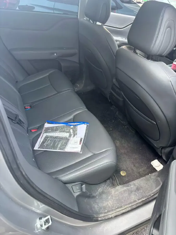 2025 Xpeng G6 BEV 68.5KWH,autocango,china used car exporter,china ev exporter,chinese used car exporter,chinese used ev exporter