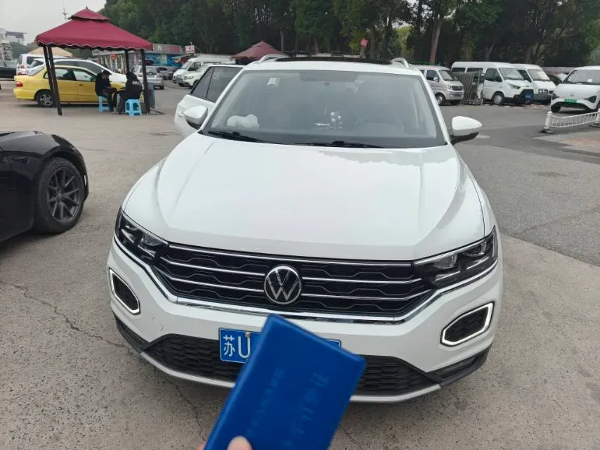 2021 Volkswagen T-Roc 1.4T 150HP L4 7DCT,autocango,china used car exporter,china ev exporter,chinese used car exporter,chinese used ev exporter