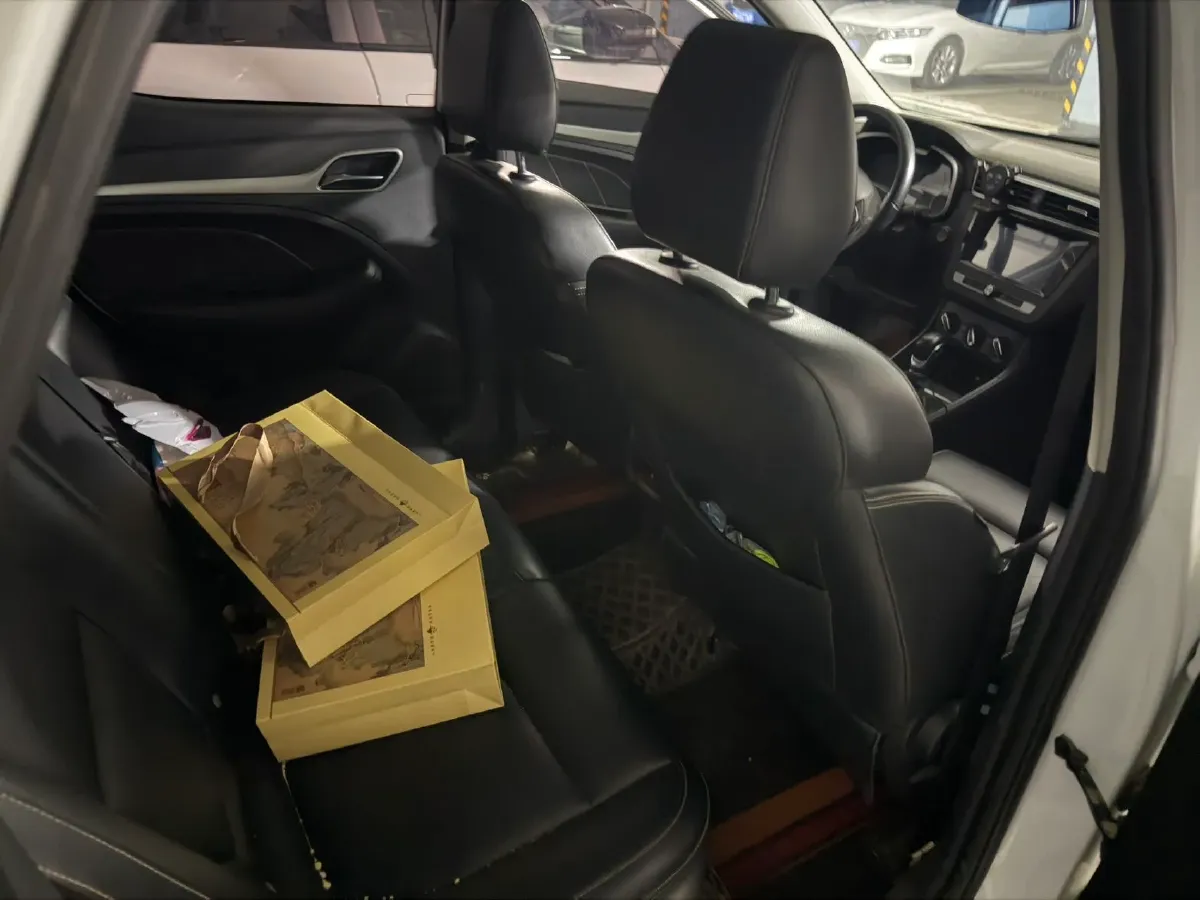 2017 MG ZS 1.5L 120HP L4 4AT,autocango,china used car exporter,china ev exporter,chinese used car exporter,chinese used ev exporter