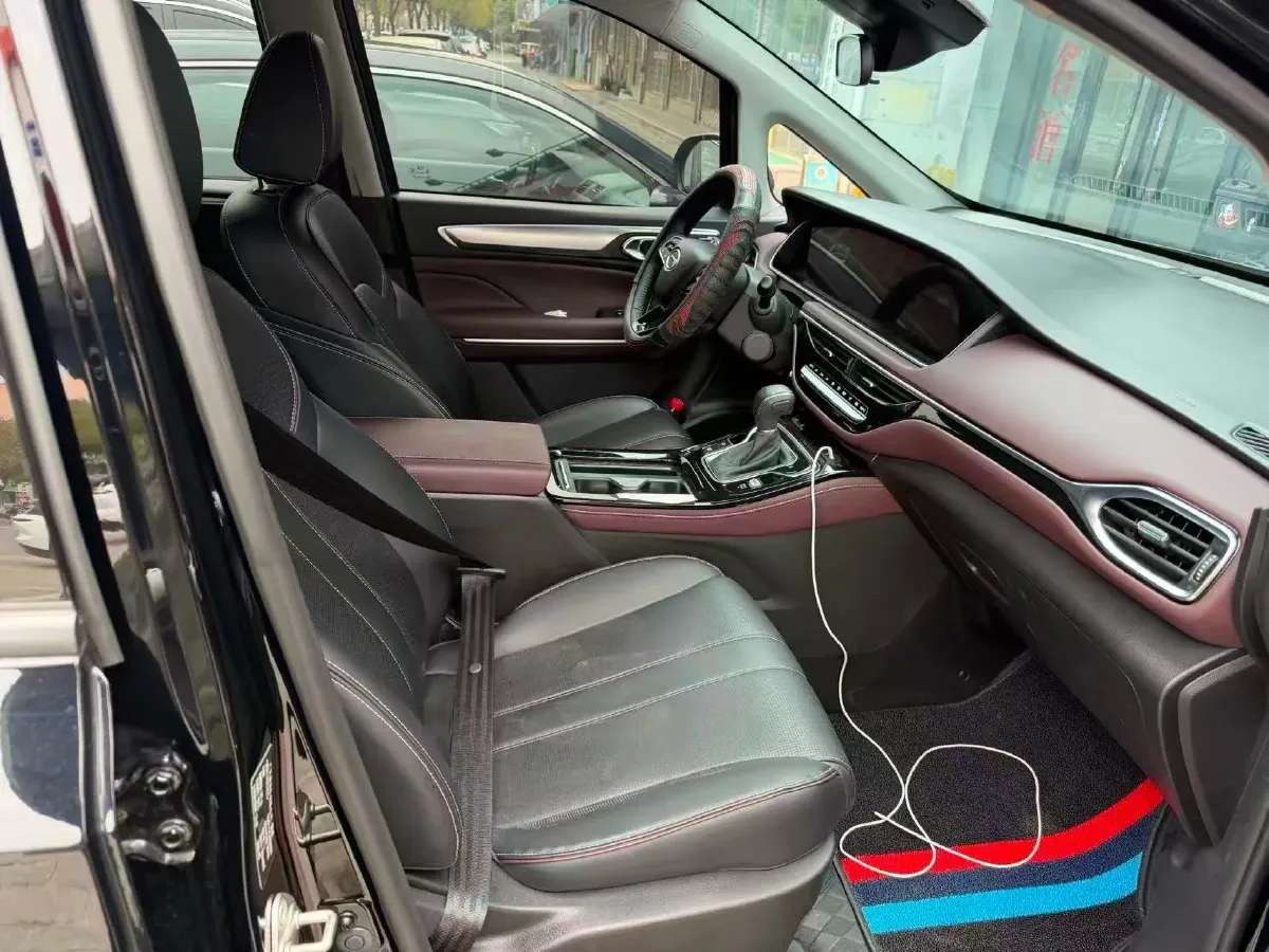 2023 GAC Trumpchi M6 1.5T 177HP L4 7DCT,autocango,china used car exporter,china ev exporter,chinese used car exporter,chinese used ev exporter