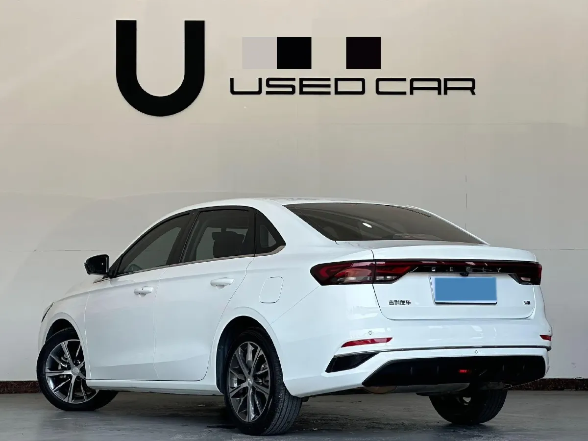 2022 Geely Emgrand 1.5L 114HP L4 CVT,autocango,china used car exporter,china ev exporter,chinese used car exporter,chinese used ev exporter