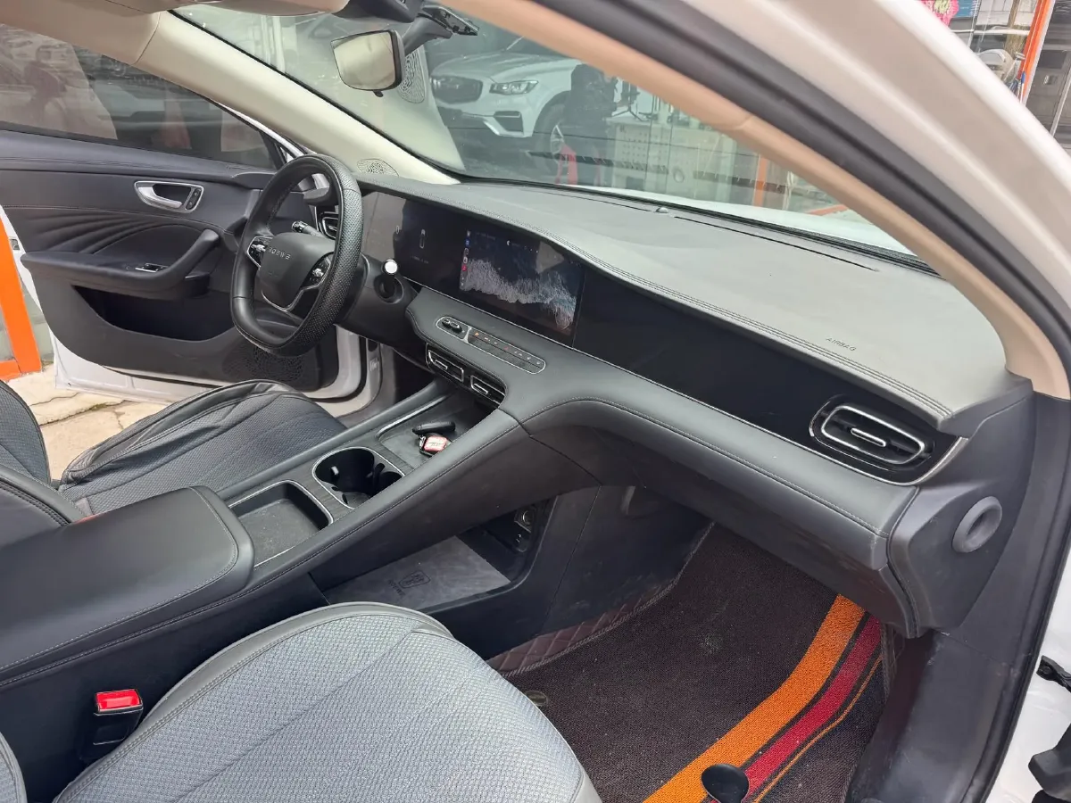 2023 Roewe D7 1.5L 112HP L4 1DHT PHEV 21.4KWH,autocango,china used car exporter,china ev exporter,chinese used car exporter,chinese used ev exporter