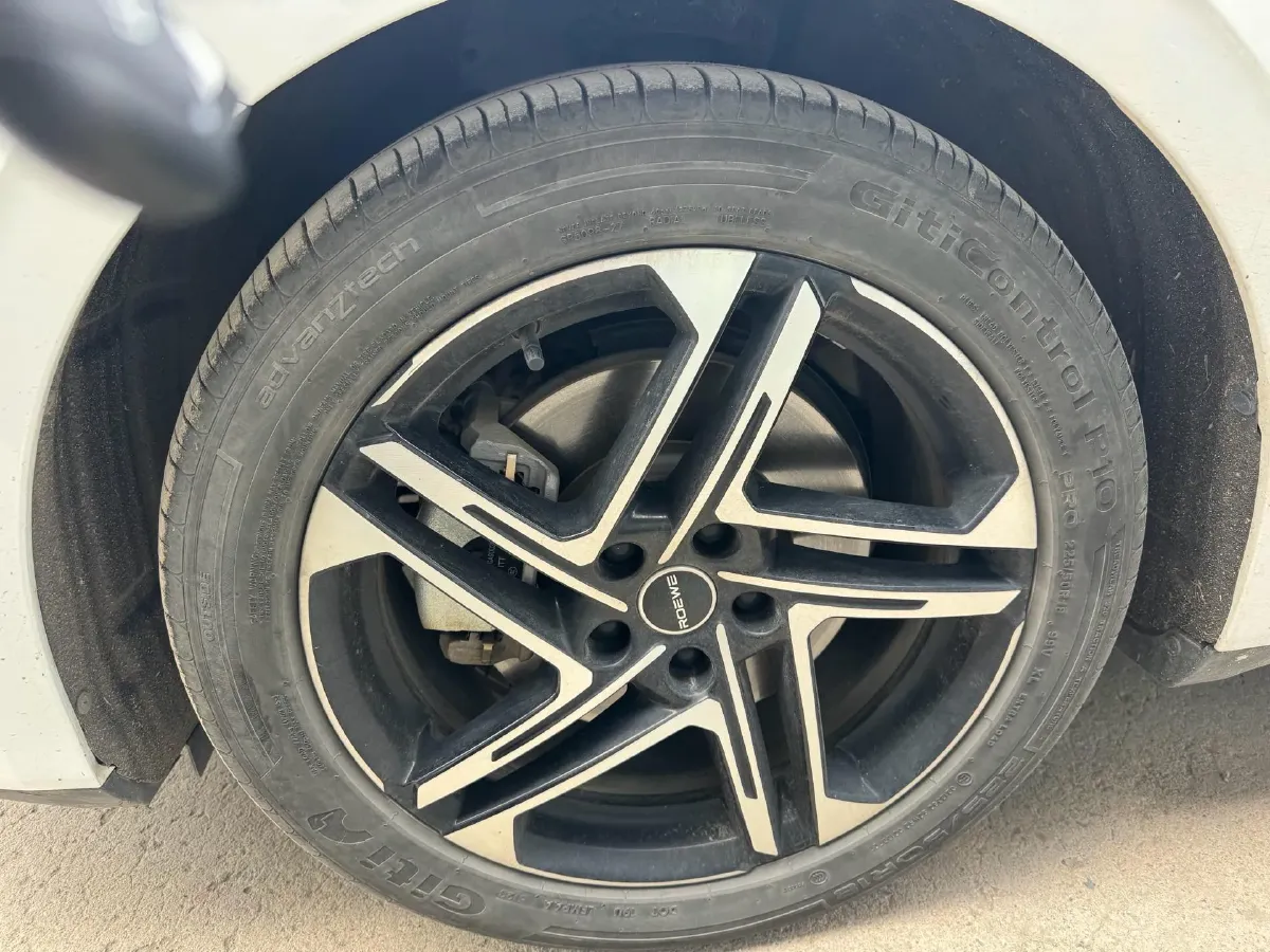 2023 Roewe D7 1.5L 112HP L4 1DHT PHEV 21.4KWH,autocango,china used car exporter,china ev exporter,chinese used car exporter,chinese used ev exporter