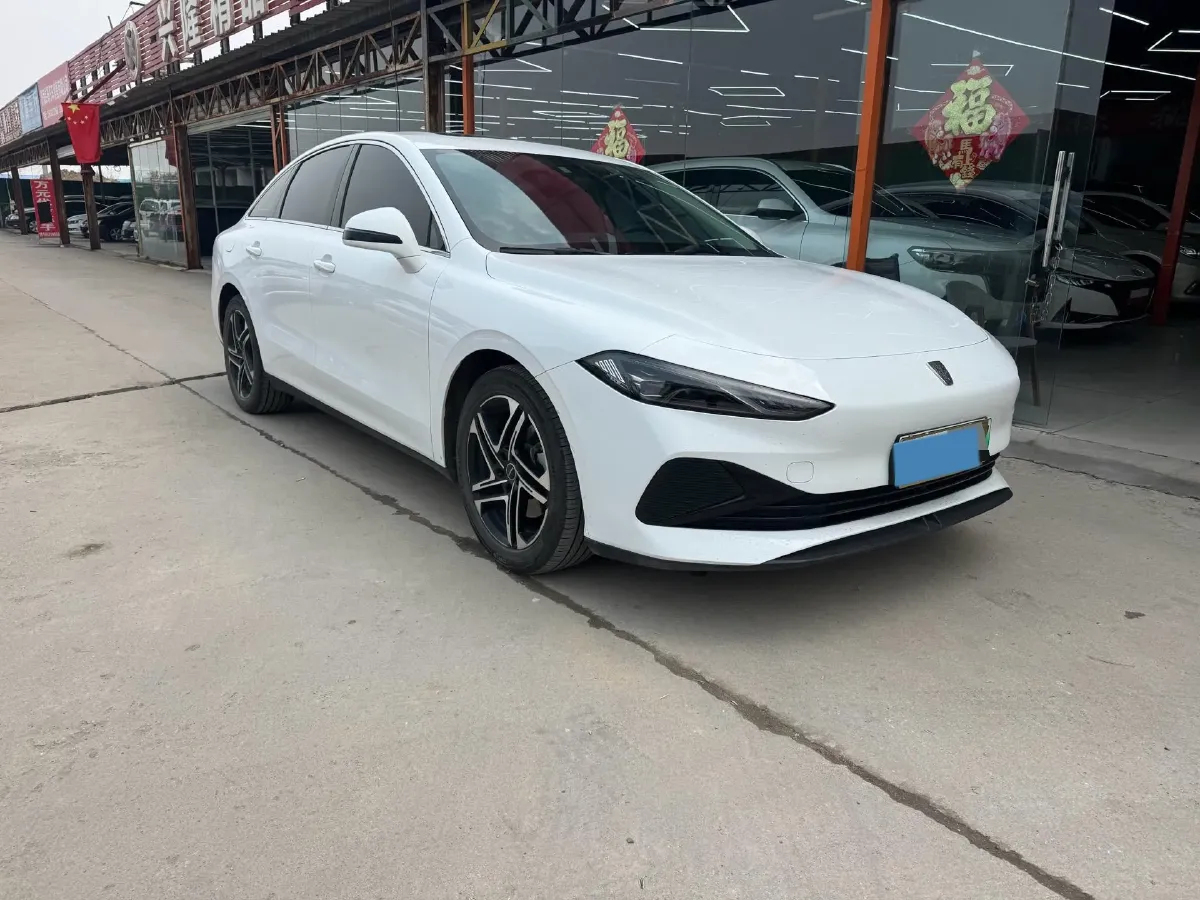 2023 Roewe D7 1.5L 112HP L4 1DHT PHEV 21.4KWH,autocango,china used car exporter,china ev exporter,chinese used car exporter,chinese used ev exporter