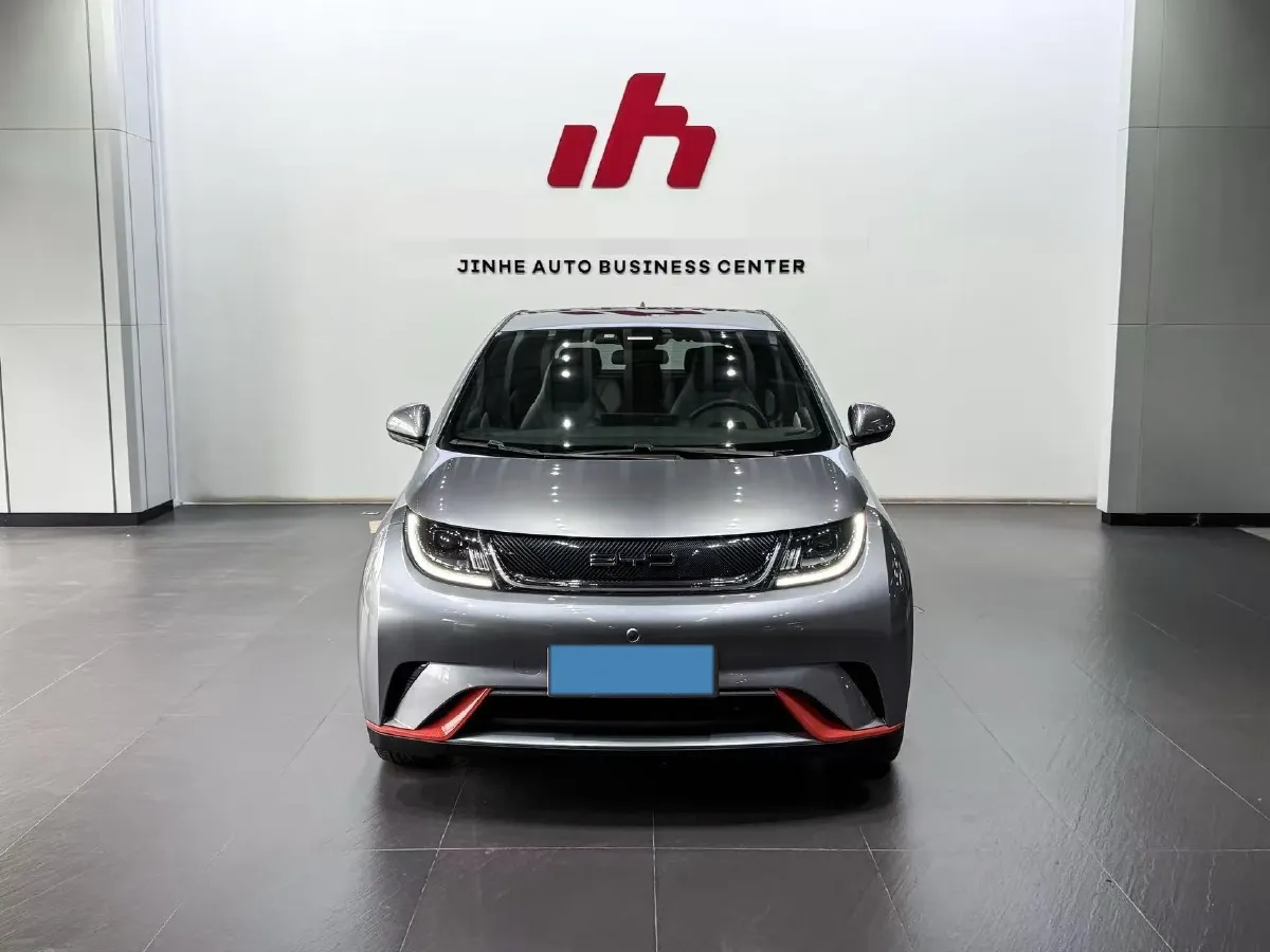 2021 Ford Escort 1.5L 122HP L3 6AT,autocango,china used car exporter,china ev exporter,chinese used car exporter,chinese used ev exporter