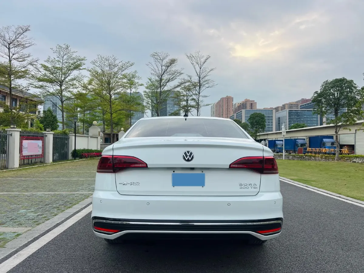 2023 Volkswagen Bora 1.2T 116HP L4 7DCT,autocango,china used car exporter,china ev exporter,chinese used car exporter,chinese used ev exporter
