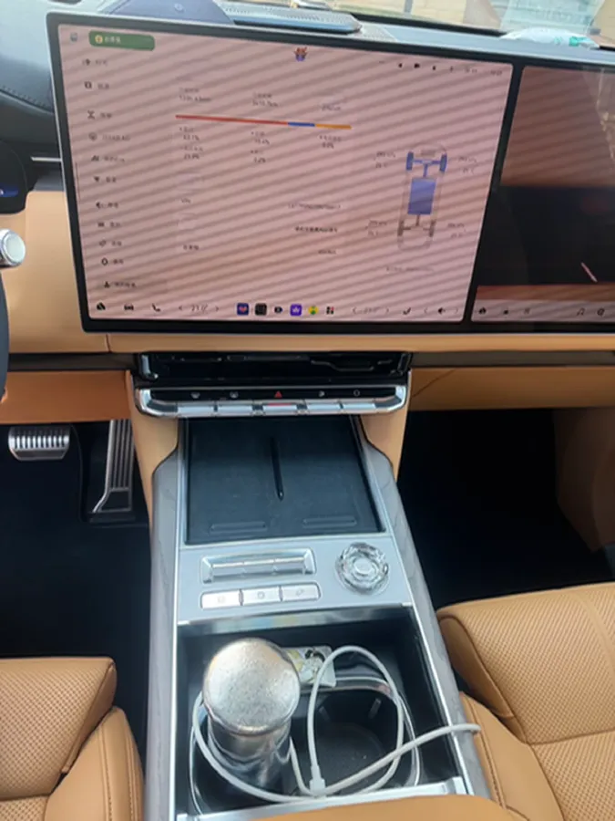 2025 Zeekr 9X 2.0T 279HP L4 1DHT PHEV,autocango,china used car exporter,china ev exporter,chinese used car exporter,chinese used ev exporter