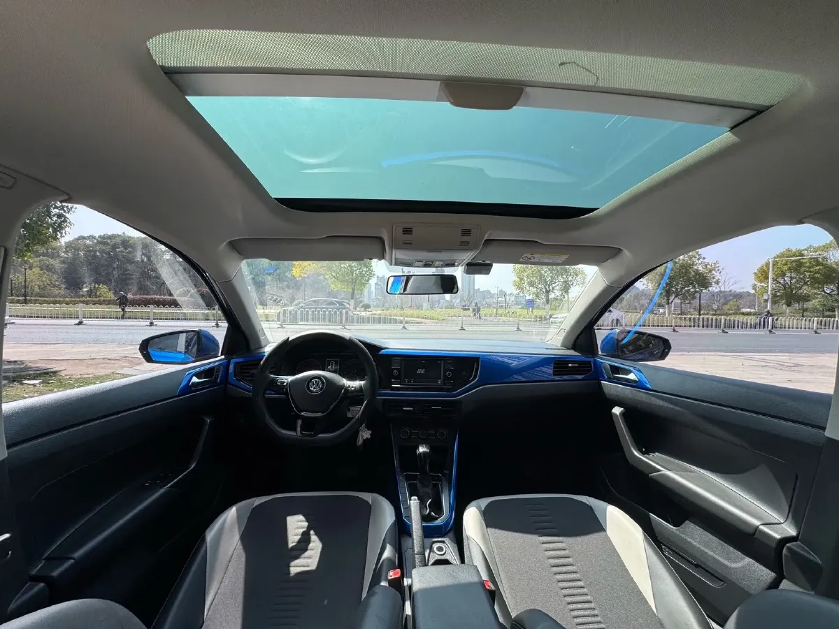 2019 Volkswagen Polo 1.5L 113HP L4 6AT,autocango,china used car exporter,china ev exporter,chinese used car exporter,chinese used ev exporter