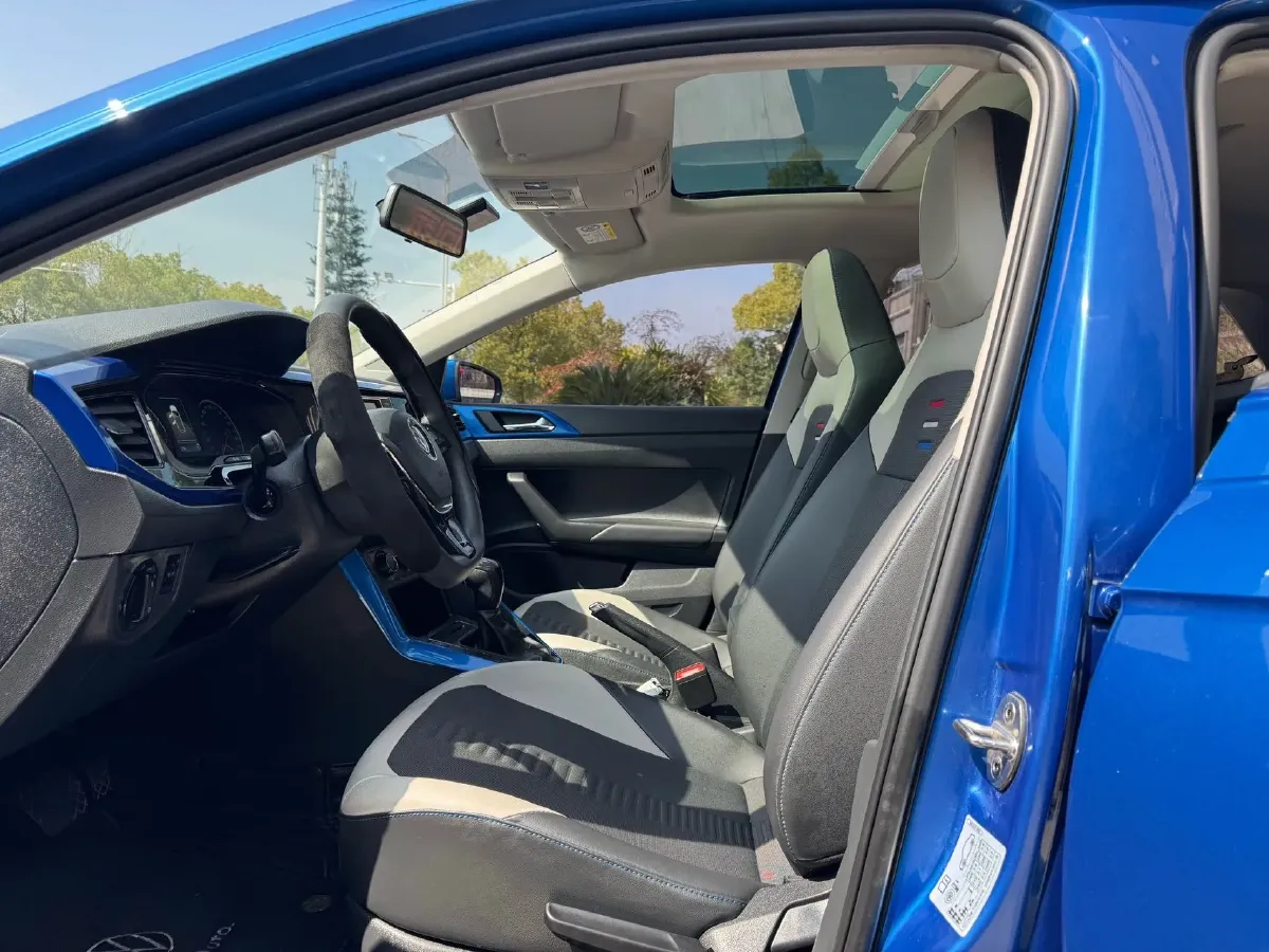 2019 Volkswagen Polo 1.5L 113HP L4 6AT,autocango,china used car exporter,china ev exporter,chinese used car exporter,chinese used ev exporter