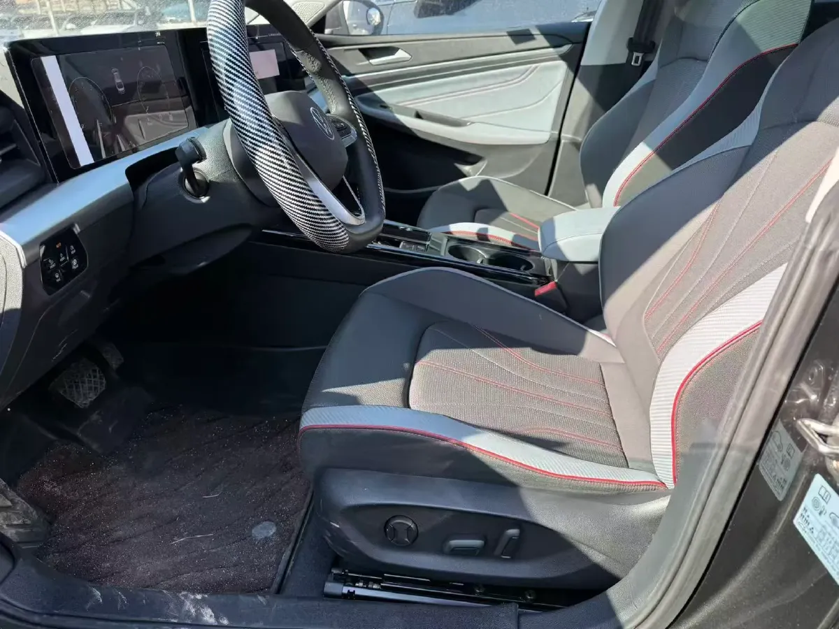 2023 Volkswagen Lamando 1.4T 150HP L4 7DCT,autocango,china used car exporter,china ev exporter,chinese used car exporter,chinese used ev exporter