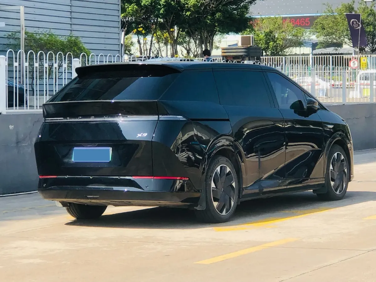 2024 Xpeng X9 BEV 101.5KWH,autocango,china used car exporter,china ev exporter,chinese used car exporter,chinese used ev exporter