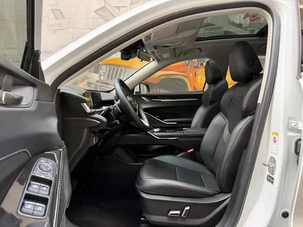2022 Haval H6 1.5T 154HP L4 2DHT Hybrid 1.7KWH,autocango,china used car exporter,china ev exporter,chinese used car exporter,chinese used ev exporter