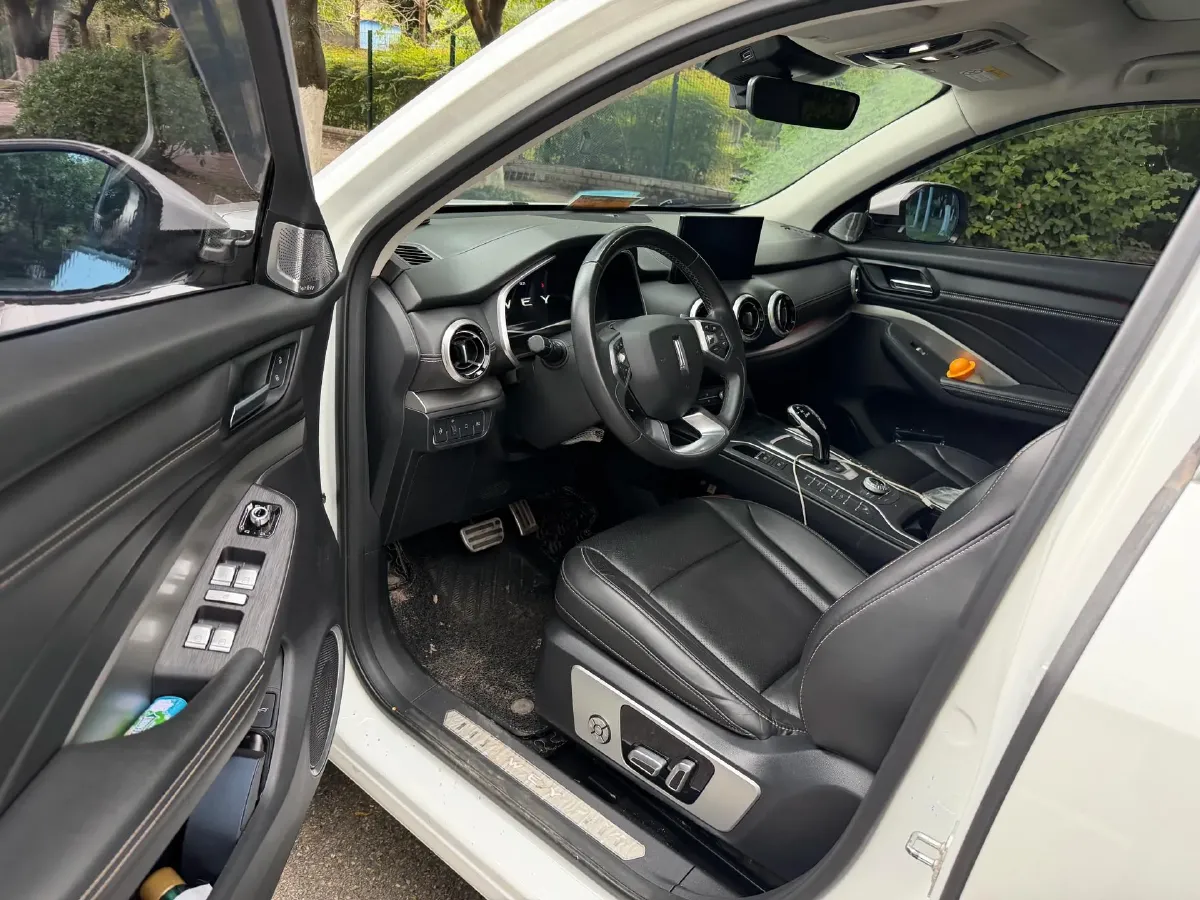 2018 WEY VV6 2.0T 197HP L4 7DCT,autocango,china used car exporter,china ev exporter,chinese used car exporter,chinese used ev exporter