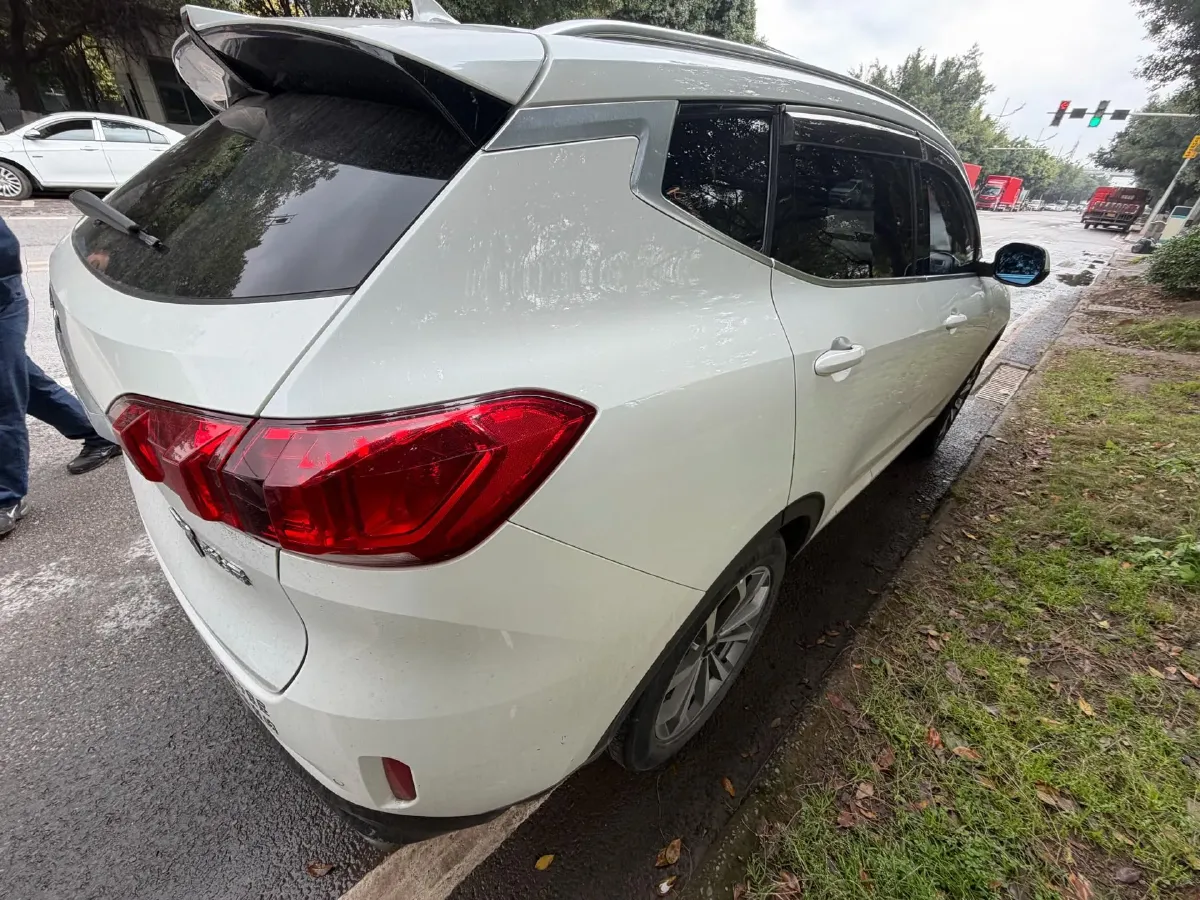 2018 WEY VV6 2.0T 197HP L4 7DCT,autocango,china used car exporter,china ev exporter,chinese used car exporter,chinese used ev exporter