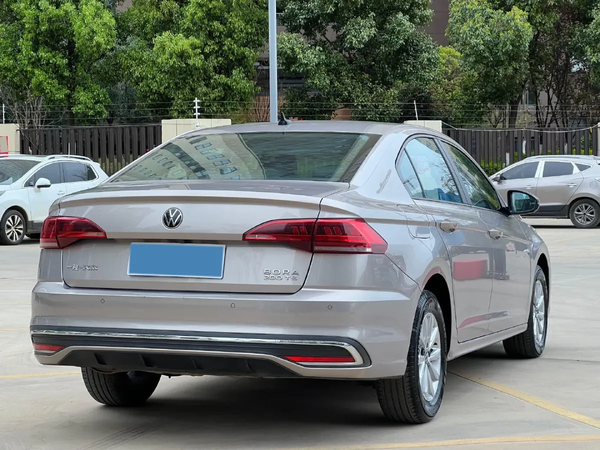 2023 Volkswagen Bora 1.2T 116HP L4 7DCT,autocango,china used car exporter,china ev exporter,chinese used car exporter,chinese used ev exporter