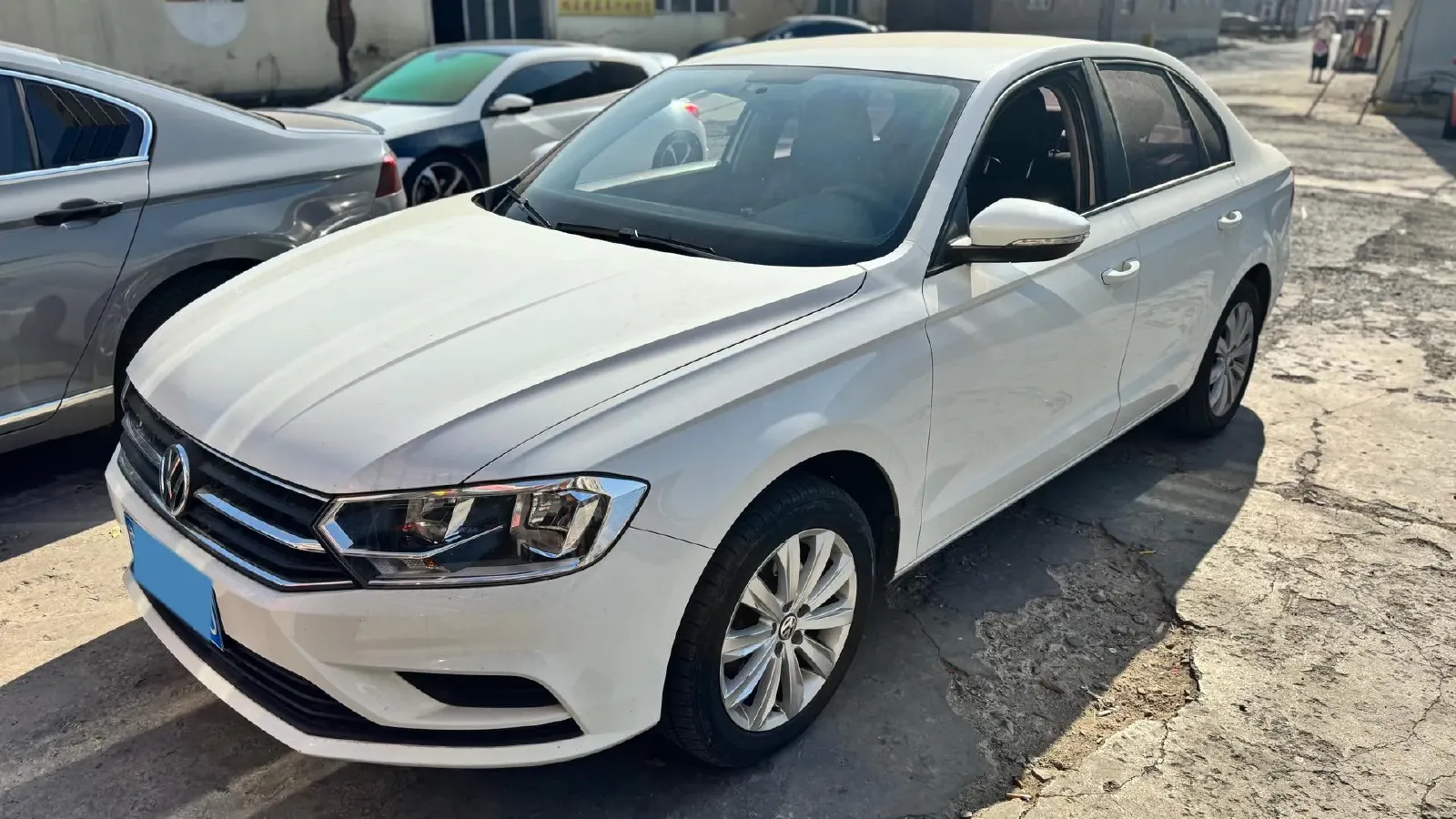 2019 MAXUS XinTu V80 2.5T 136HP L4 6MT,autocango,china used car exporter,china ev exporter,chinese used car exporter,chinese used ev exporter