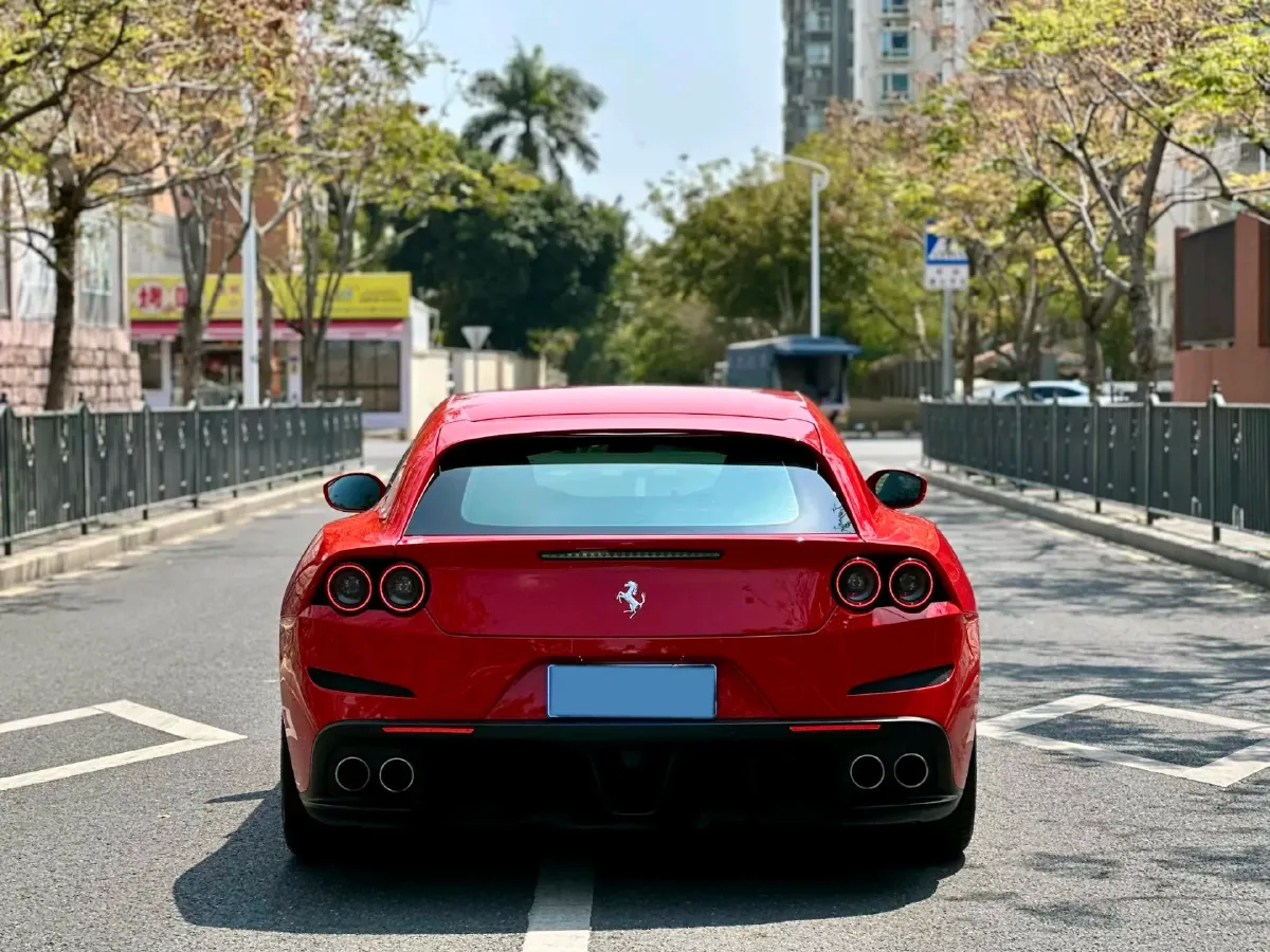 2017 Ferrari GTC4 Lusso 3.9T 609HP V8 7DCT,autocango,china used car exporter,china ev exporter,chinese used car exporter,chinese used ev exporter